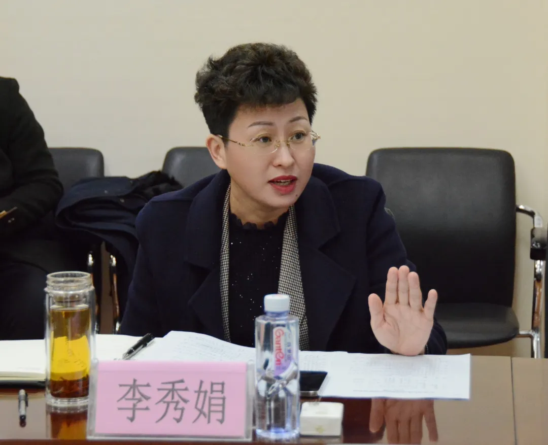 區(qū)領導到家樂園集團開展對接座談