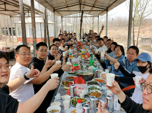 家樂園集團(tuán)總部開展員工素質(zhì)提升拓展培訓(xùn)