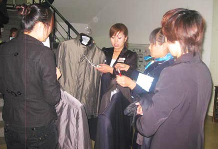 強(qiáng)化員工技能，迎戰(zhàn)冬裝銷售旺季