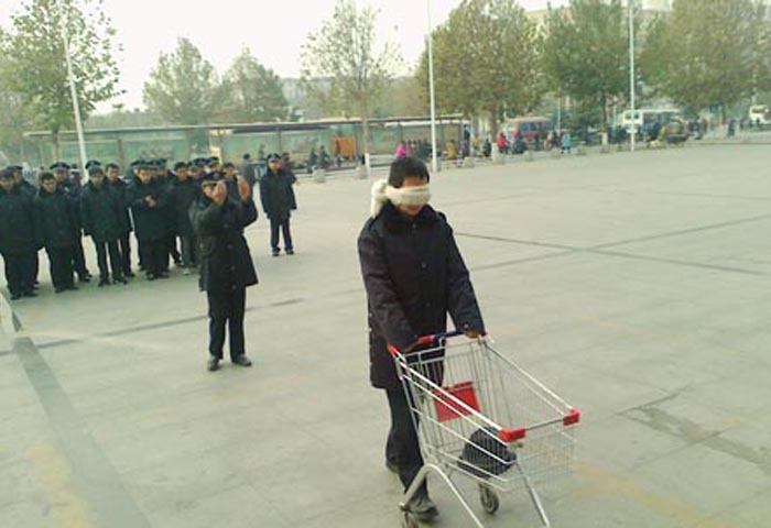 大洋百貨保衛(wèi)科指揮手勢(shì)競(jìng)賽