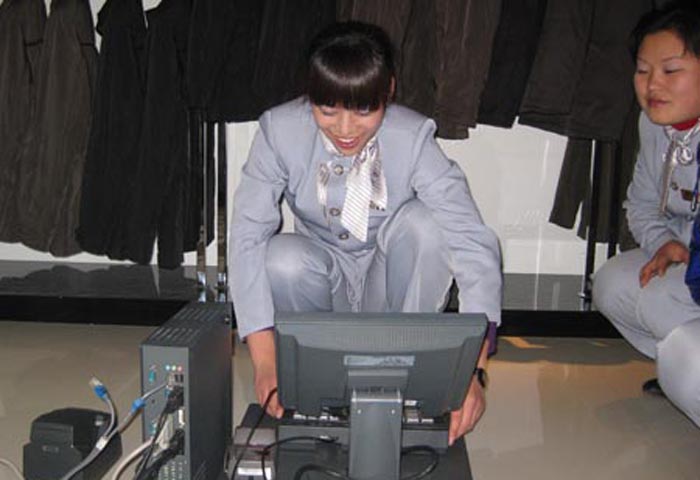 大洋百貨組織收銀員開展實(shí)操性技能競(jìng)賽