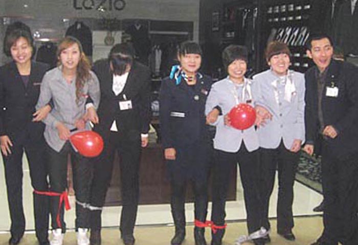 大洋百貨組織員工游戲互動(dòng)，豐富員工生活