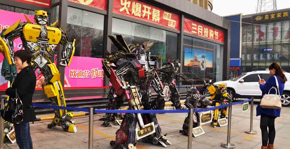 “來自賽博坦星球的它們”空降大洋百貨中興店